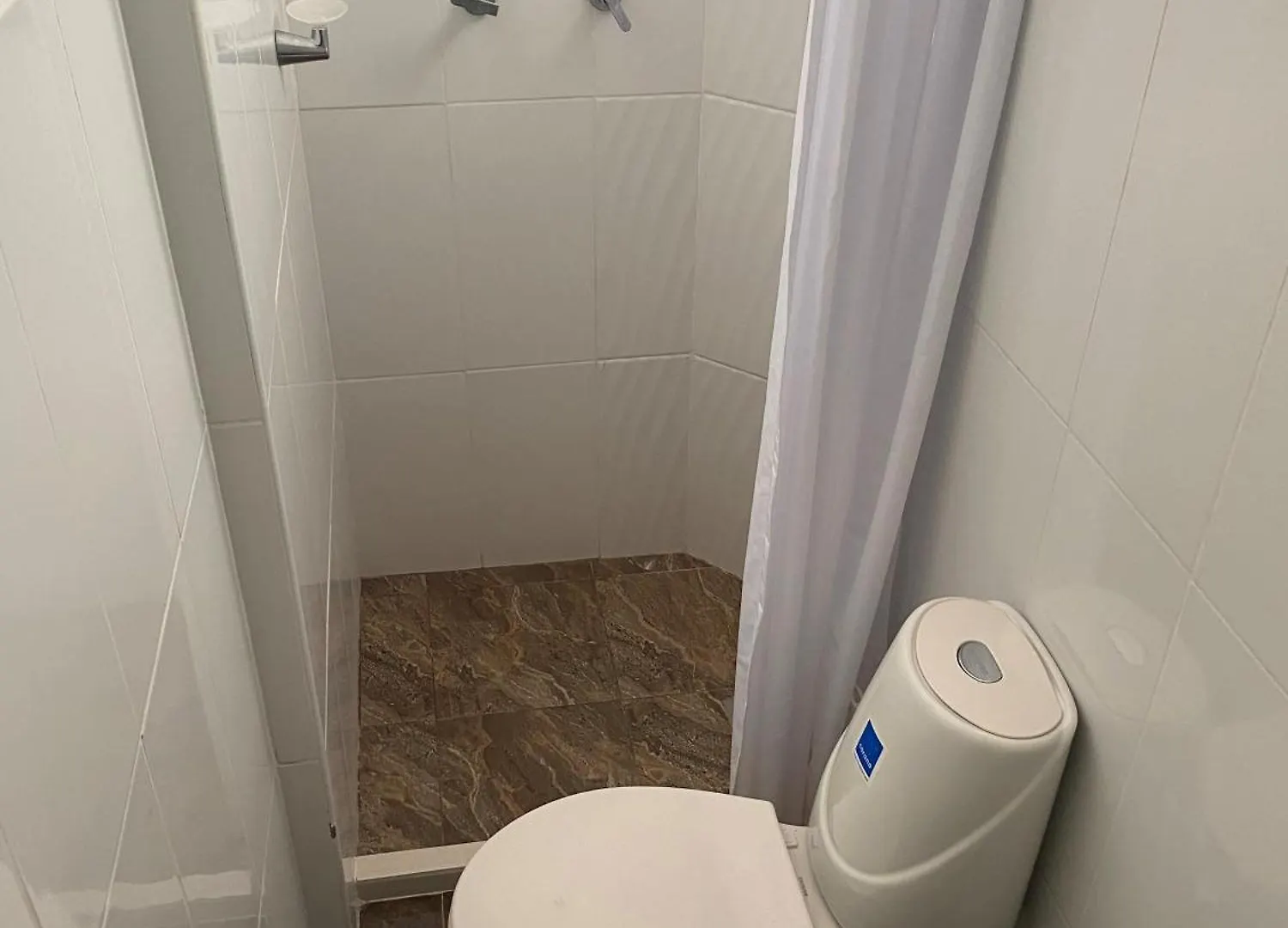 Escapate A Medellin Aparta Estudio Acogedor Con Cocina En Manila El Poblado Kolombiya